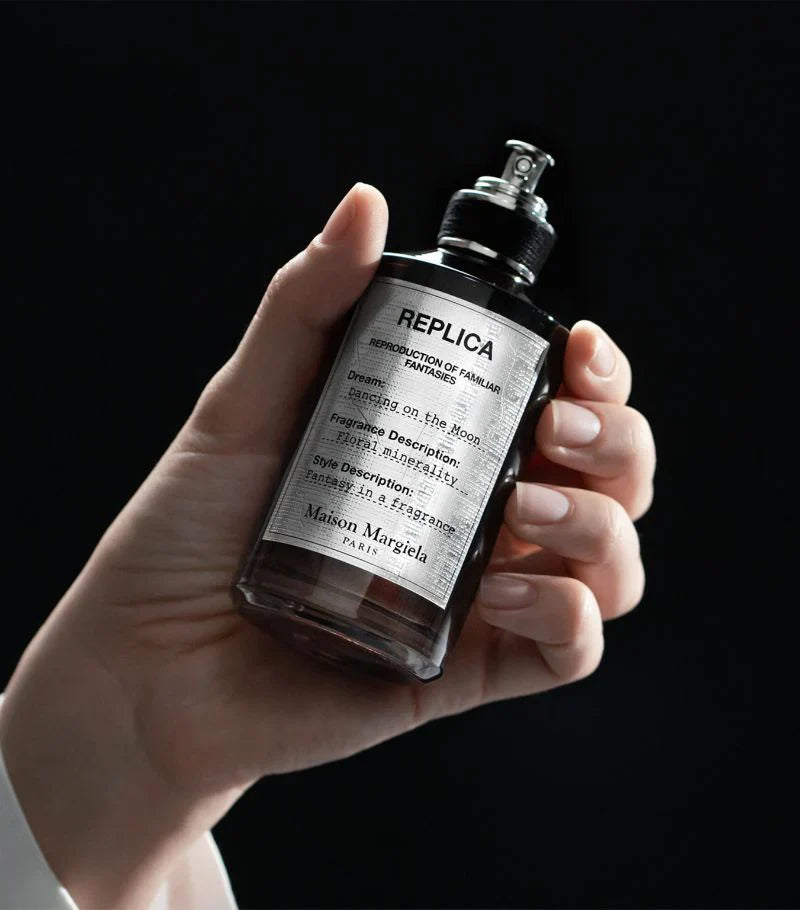 Maison Margiela Replica Dancing On The Moon Eau De Parfum for Unisex (100ml)