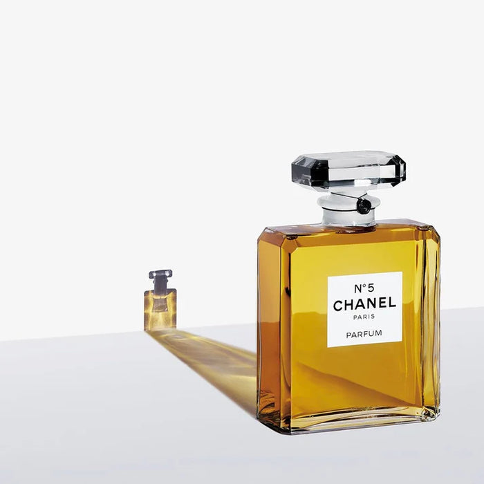 Channell No 5 Eau de perfume
For Unisex (100ml)